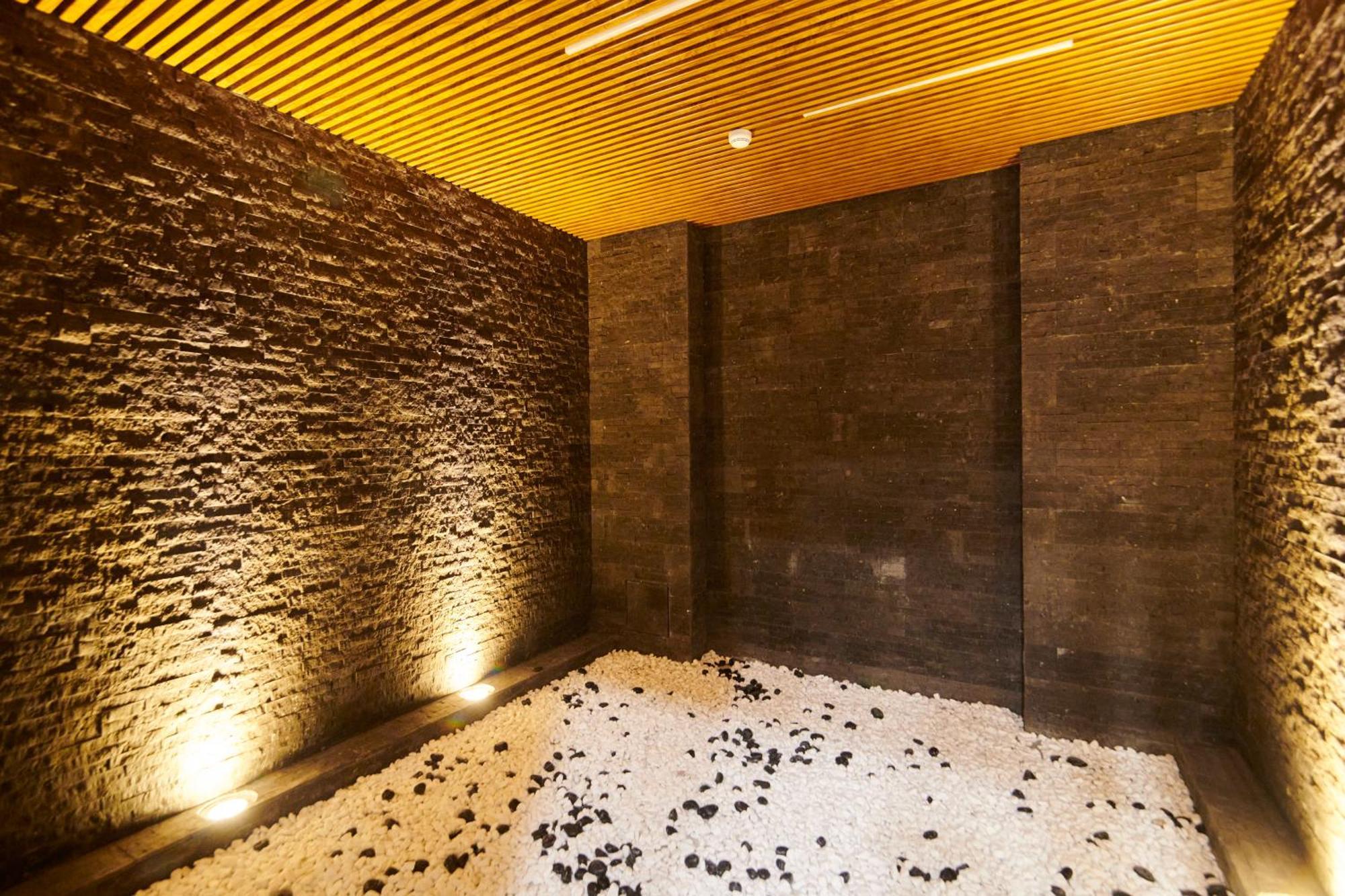 Dili Town Resort And Spa Dilijan Esterno foto