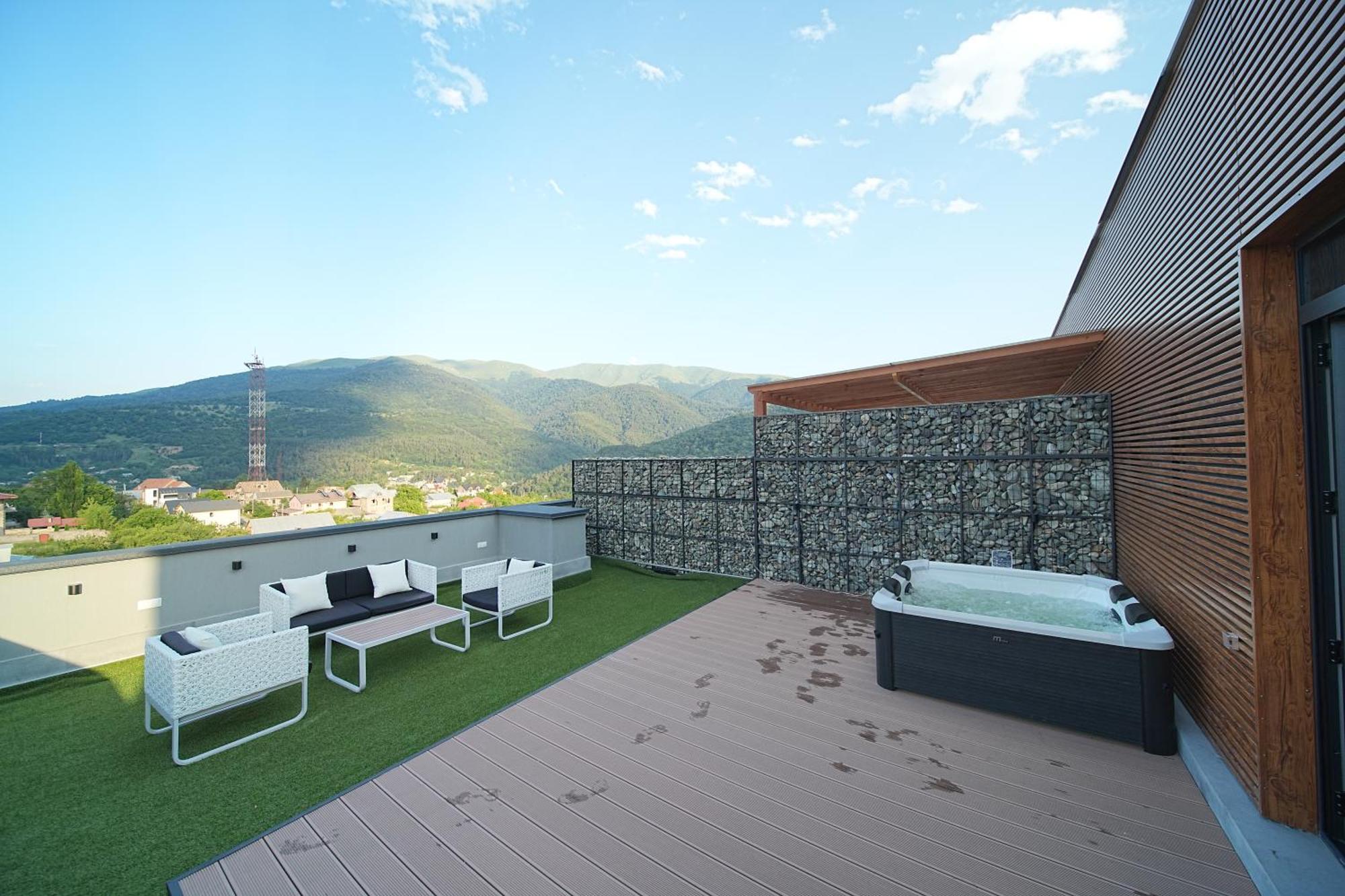 Dili Town Resort And Spa Dilijan Esterno foto